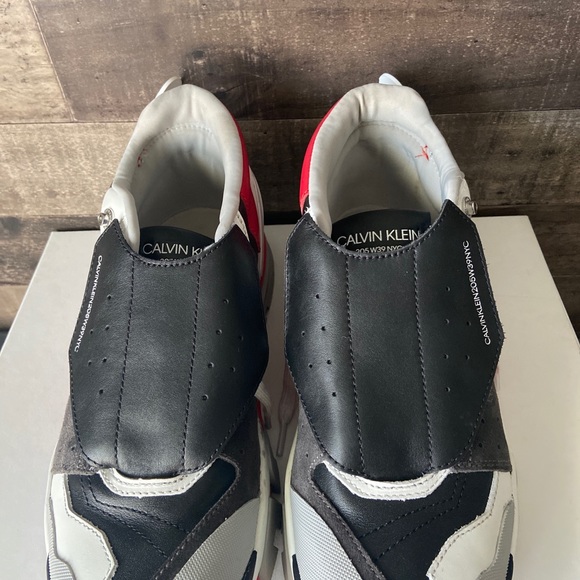 Calvin Klein Cander 7 - Picture 4 of 5